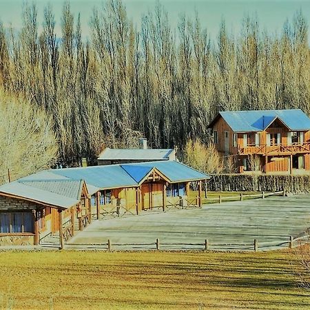 Hosteria & Cabanas Rio Fenix Перито-Морено Экстерьер фото