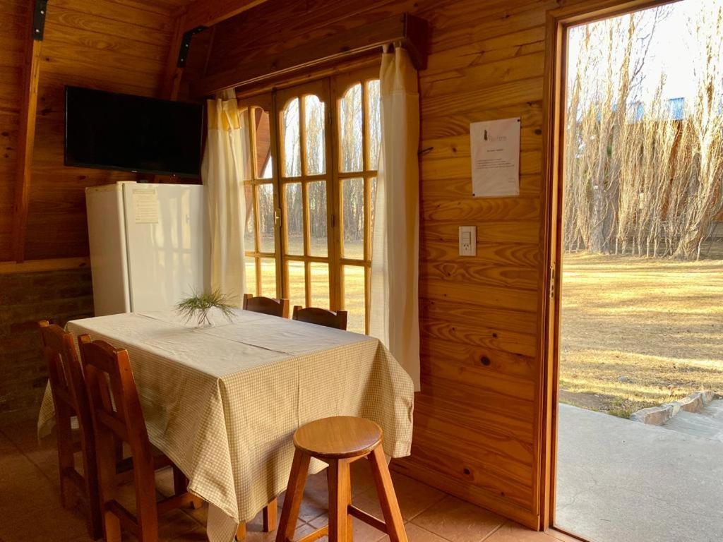 Hosteria & Cabanas Rio Fenix Перито-Морено Экстерьер фото